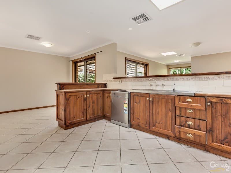 7 Fraser Avenue, St Agnes, SA, 5097, St Agnes - Thumbnail 4