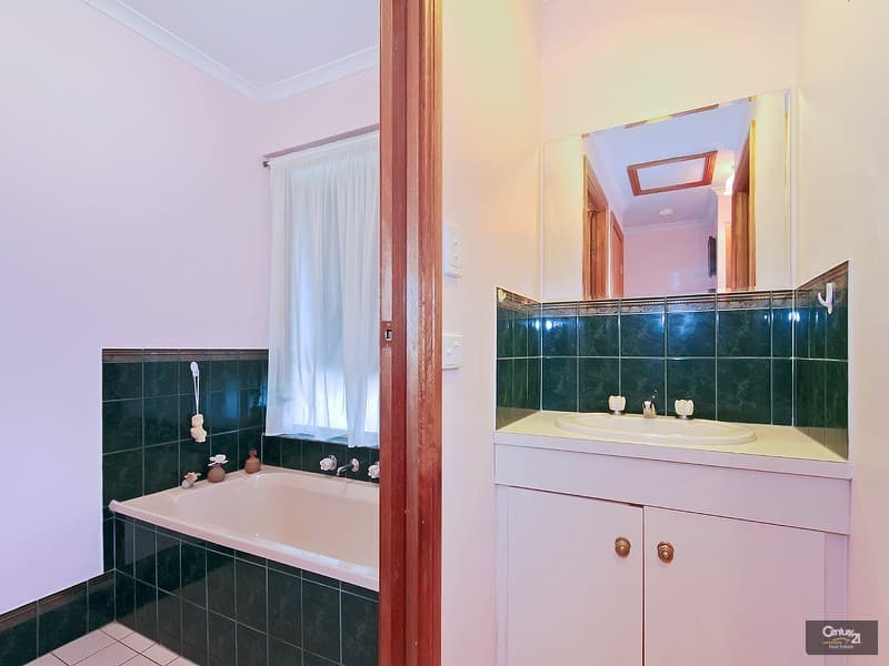 12 McKenzie Street, Aldinga Beach, SA, 5173, Aldinga Beach - Thumbnail 8