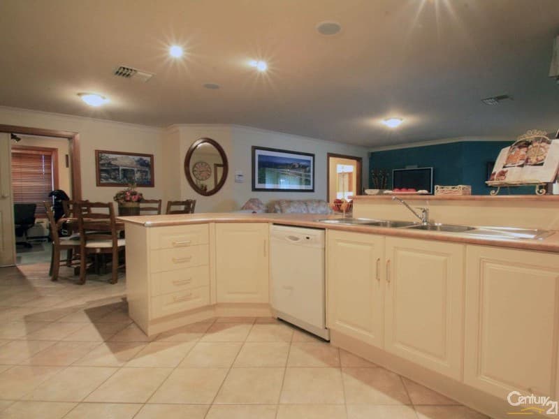 24 Spy Glass Hill Circuit, Seaford Rise, SA, 5169, Seaford Rise - Thumbnail 5