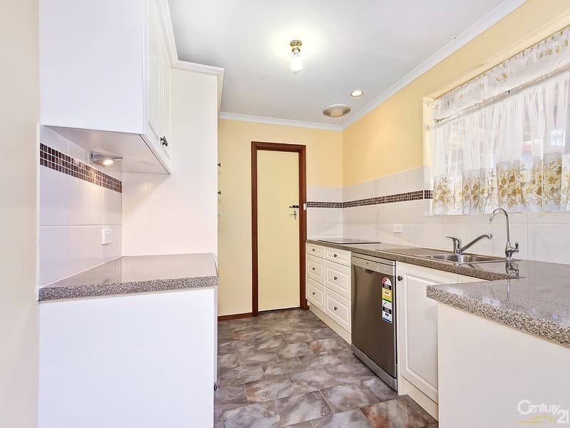 12 Leane Street, Huntfield Heights, SA, 5163, Huntfield Heights - Thumbnail 2