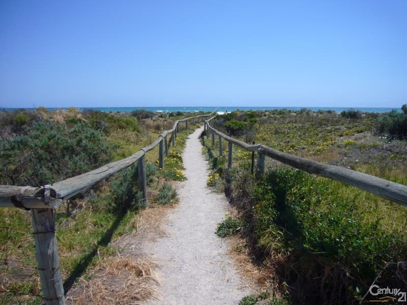 15 Coolangatta Drive, Aldinga Beach, SA, 5173, Aldinga Beach - Thumbnail 2