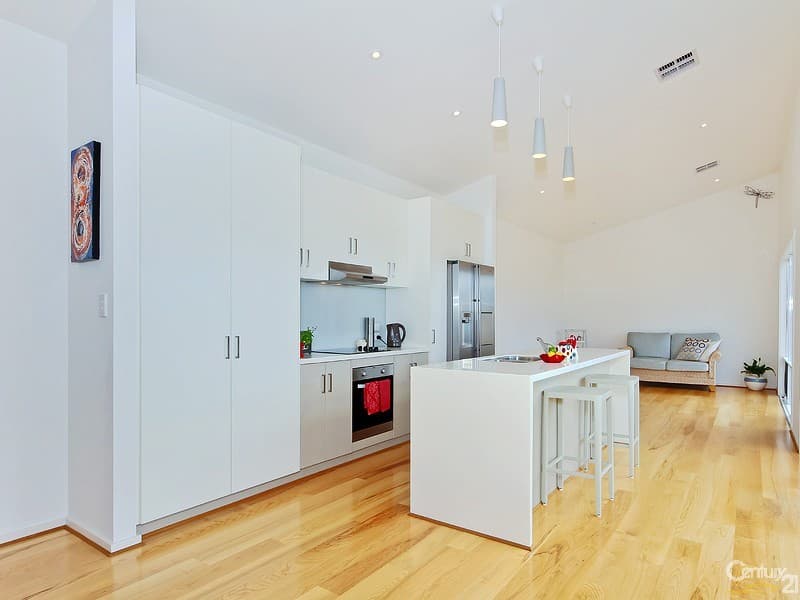 18 Whistlers Avenue, Aldinga Beach, SA, 5173, Aldinga Beach - Thumbnail 2