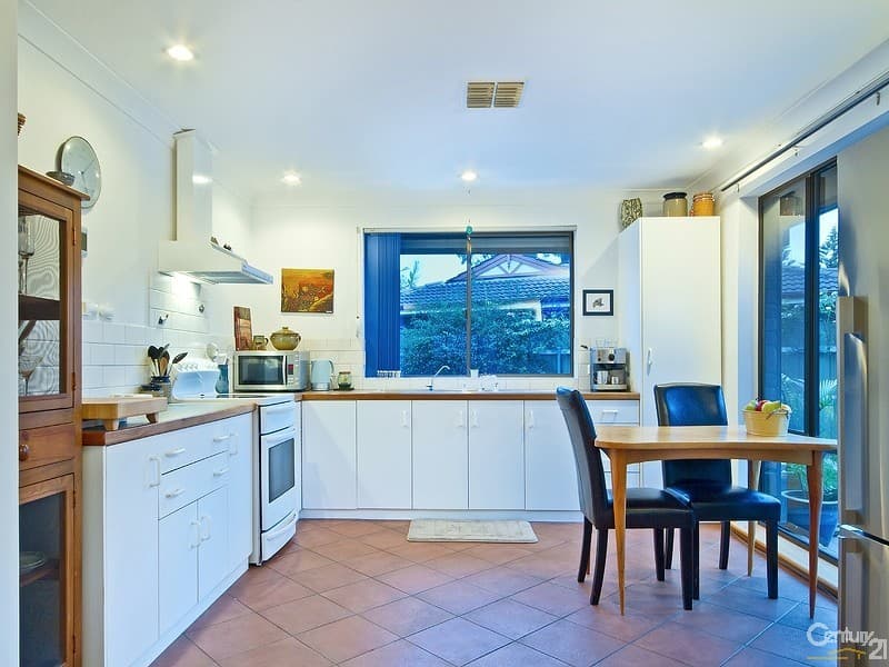 18 Helen Avenue, Aldinga Beach, SA, 5173, Aldinga Beach - Thumbnail 3