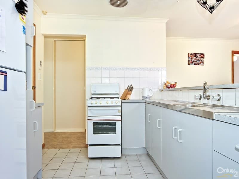 1 Whitney Crescent, Seaford, SA, 5169, Seaford - Thumbnail 4