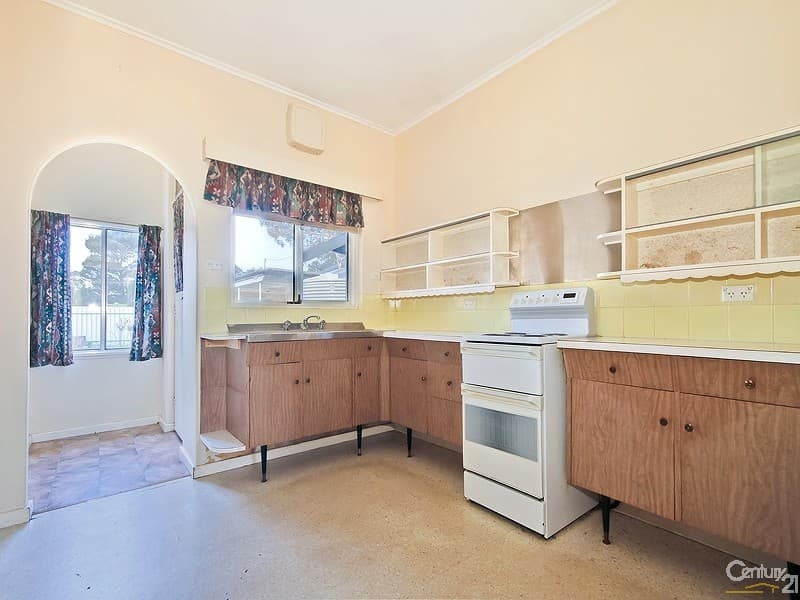 61 Whinnerah Avenue, Aldinga Beach, SA, 5173, Aldinga Beach - Thumbnail 5