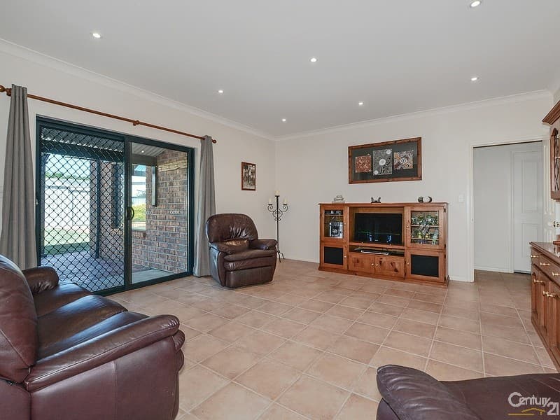 10 Harvey Crescent, Aldinga Beach, SA, 5173, Aldinga Beach - Thumbnail 5