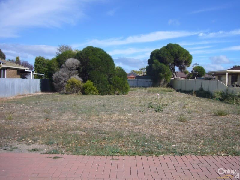 2 Stapleton Close, Redlynch, QLD, 4870, Redlynch - Thumbnail 3