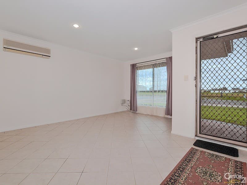 24 Pridham Boulevard, Aldinga Beach, SA, 5173, Aldinga Beach - Thumbnail 3