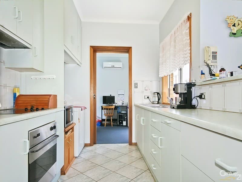 5 Rover Crescent, Port Willunga, SA, 5173, Port Willunga - Thumbnail 5
