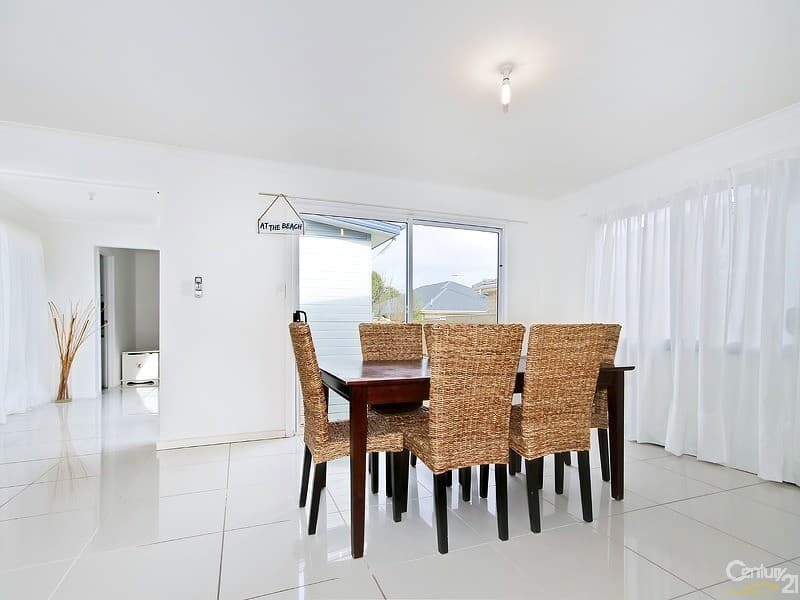 11 Kipsy Street, Aldinga Beach, SA, 5173, Aldinga Beach - Thumbnail 2
