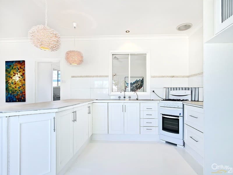 16 Rowley Road, Port Willunga, SA, 5173, Port Willunga - Thumbnail 2