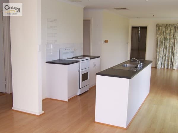 9 Ningana Road, Aldinga Beach, SA, 5173, Aldinga Beach - Thumbnail 2