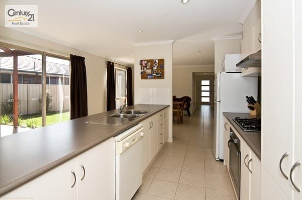 13 Bayside Avenue, Aldinga Beach, SA, 5173, Aldinga Beach - Thumbnail 7
