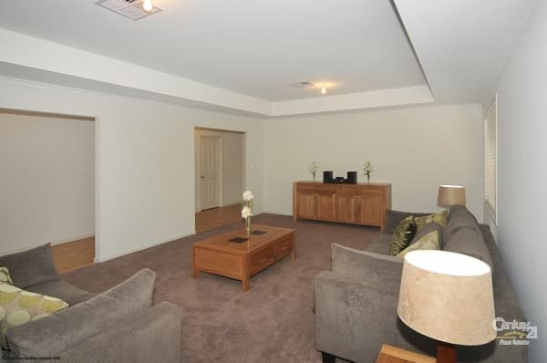 18 Banksia Avenue, Aldinga Beach, SA, 5173, Aldinga Beach - Thumbnail 2