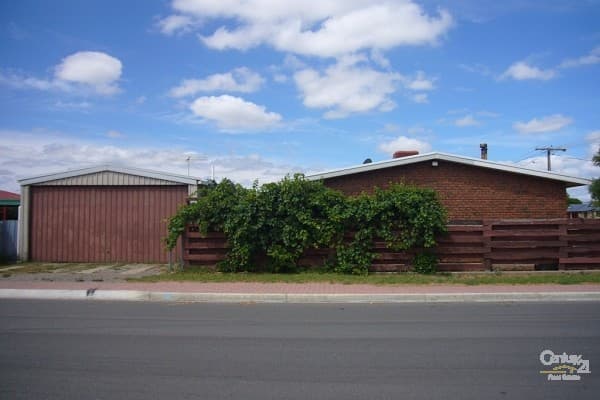 17 Croser Avenue, Aldinga Beach, SA, 5173, Aldinga Beach - Thumbnail 2