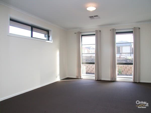 7 Shirvington Avenue, Noarlunga Downs, SA, 5168, Noarlunga Downs - Thumbnail 6
