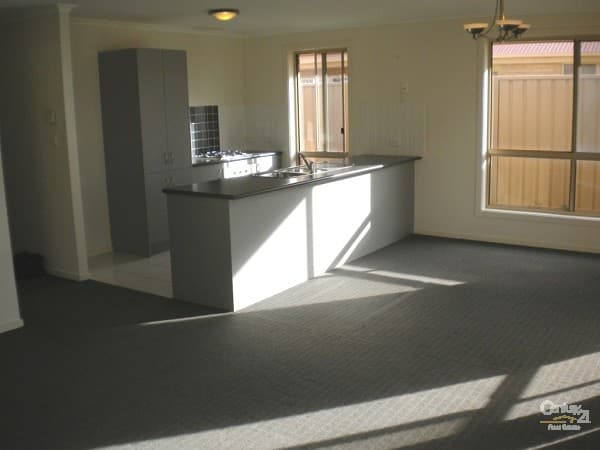 45 Basin Street, Aldinga Beach, SA, 5173, Aldinga Beach - Thumbnail 2