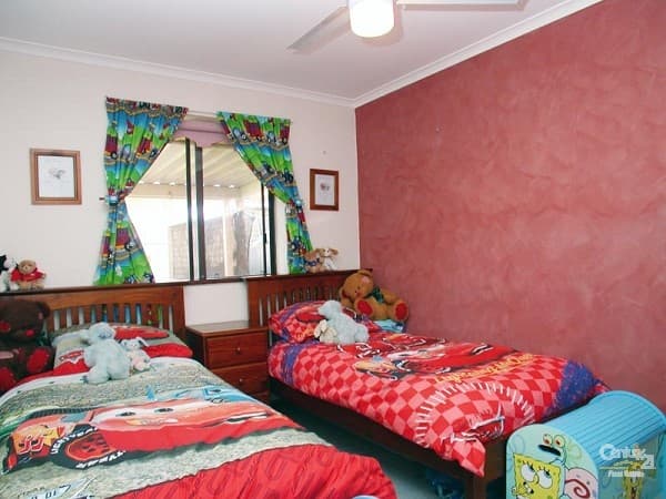 16 Walsh Street, Aldinga Beach, SA, 5173, Aldinga Beach - Thumbnail 6