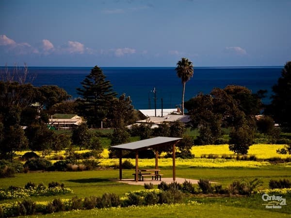 16 Arcadia Crescent, Sellicks Beach, SA, 5174, Sellicks Beach - Image 1