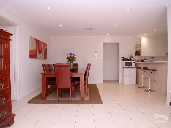 12 Nicholl Avenue, Aldinga Beach, SA, 5173, Aldinga Beach - Thumbnail 6