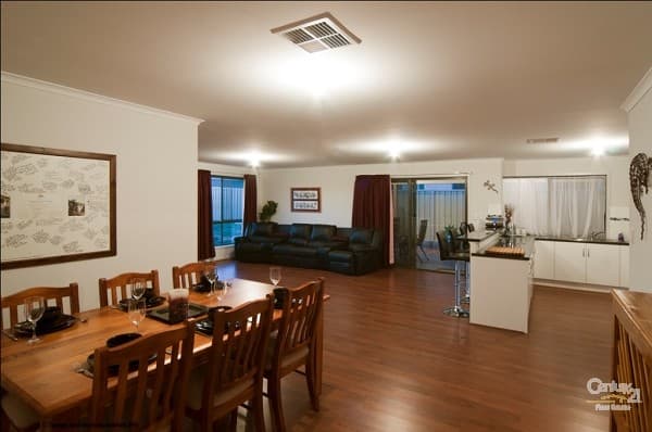 12 Mistletoe Street, Aldinga Beach, SA, 5173, Aldinga Beach - Thumbnail 2