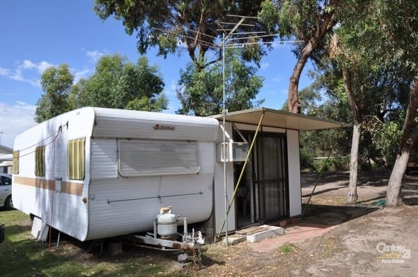 Site 33 Aldinga Beach Holiday Park, Cox Road, Aldinga Beach, SA, 5173, Aldinga Beach - Thumbnail 2