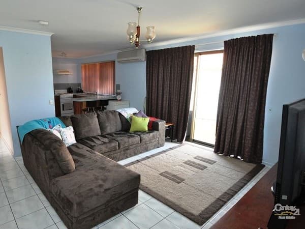 31 Willsmere Way, Mickleham VIC, Mickleham - Thumbnail 3