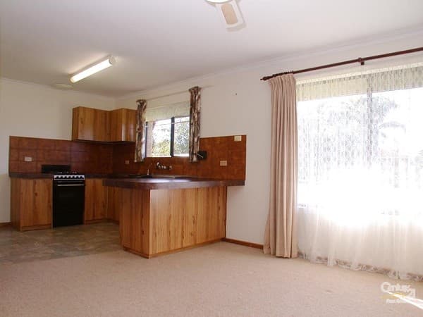 1/1 DeCaux Avenue, Port Willunga, SA, 5173, Port Willunga - Thumbnail 8