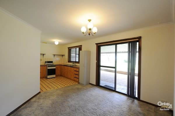 1051 Edgars Road, Wollert VIC, Wollert - Thumbnail 7