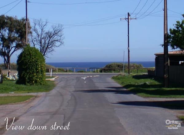12 Stock Street, Aldinga Beach, SA, 5173, Aldinga Beach - Thumbnail 2