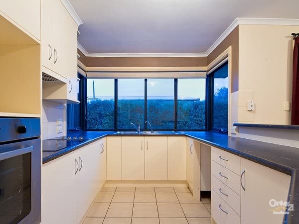 9 Plymouth Street, Aldinga Beach, SA, 5173, Aldinga Beach - Thumbnail 4