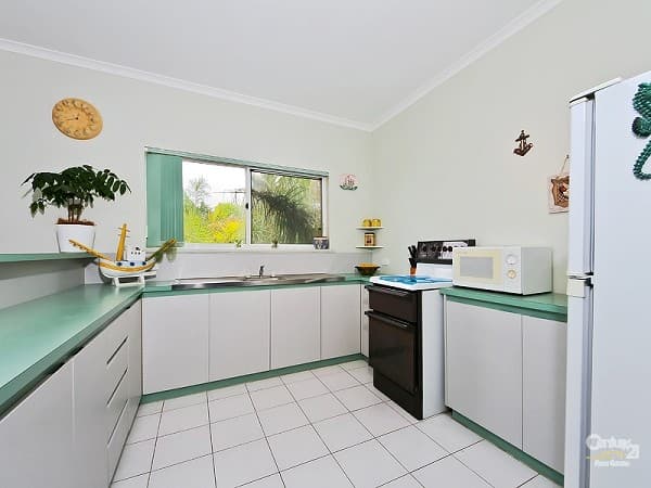 2 Berrima Close, Craigieburn VIC, Craigieburn - Thumbnail 3