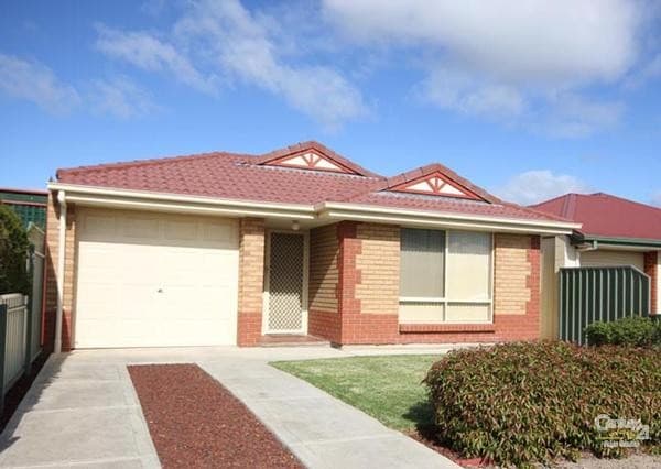 14 Bluebell Drive, Craigieburn VIC, Craigieburn - Image 1