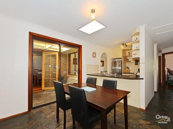 21 Grosvenor Road, Aldinga Beach, SA, 5173, Aldinga Beach - Thumbnail 3