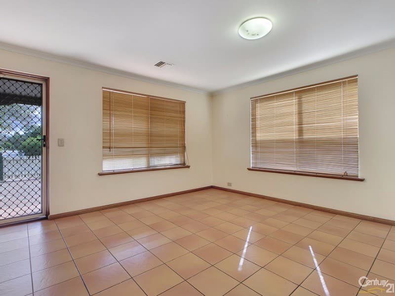 118 Henderson Ave, Pooraka, SA, 5095, Pooraka - Thumbnail 2