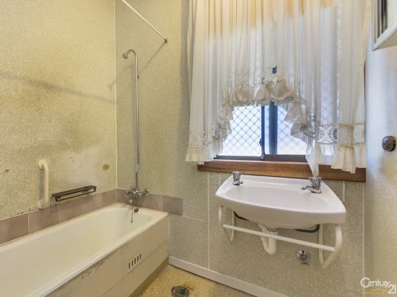 17 Douglas Ave, Hillcrest, SA, 5086, Hillcrest - Thumbnail 3