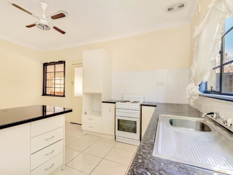 42 Bowman Crescent, Enfield, SA, 5085, Enfield - Thumbnail 5