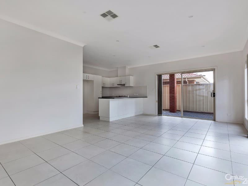 8 Barossa Drive, Munno Para West, SA, 5115, Munno Para West - Thumbnail 2