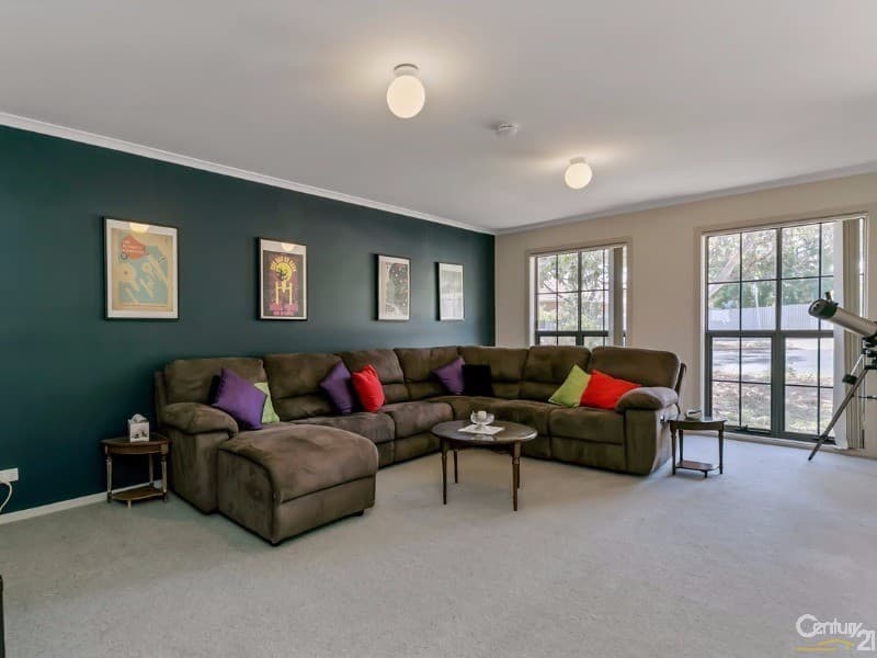 17 Bowman Crescent, Enfield, SA, 5085, Enfield - Thumbnail 2