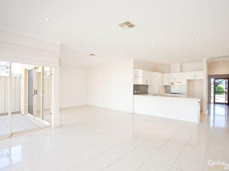4 Carnarvon Avenue, Glenelg North, SA, 5045, Glenelg North - Thumbnail 3