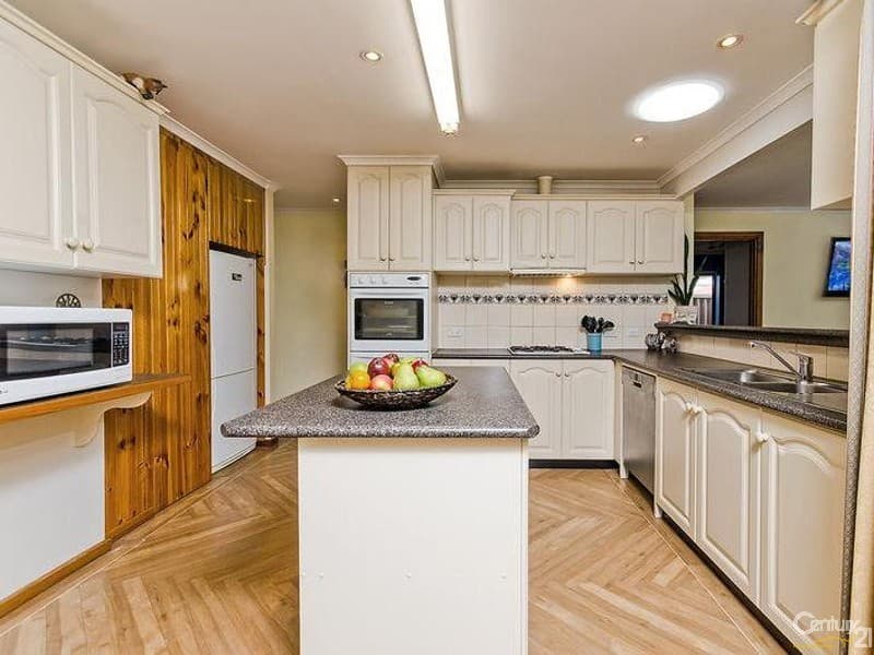 25 Gordon Luxton Drive, North Haven, SA, 5018, North Haven - Thumbnail 2
