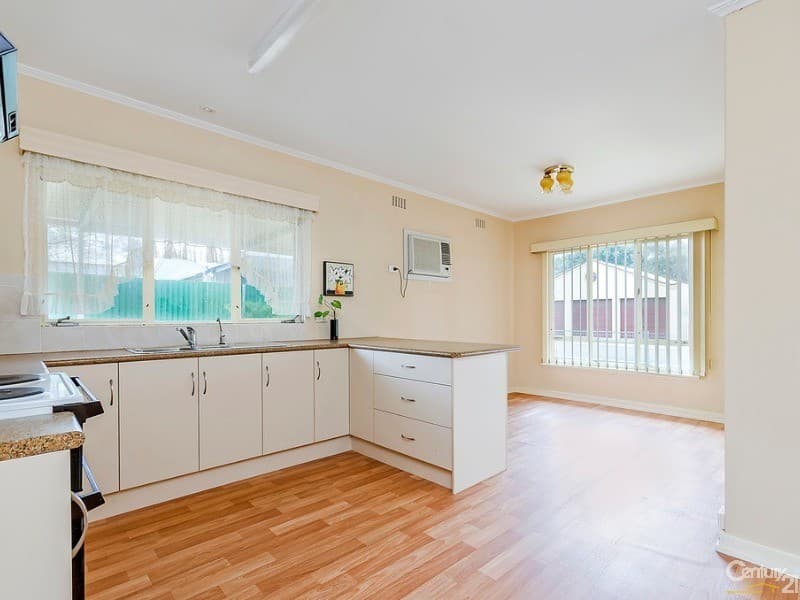 10 Balk Street, Largs Bay, SA, 5016, Largs Bay - Thumbnail 2