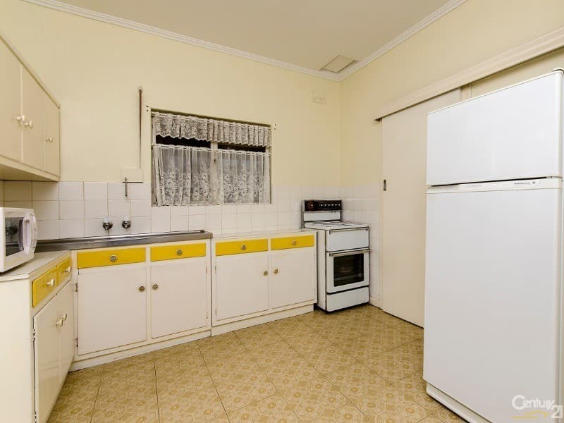 55 Highland Street, Esk, QLD, 4312, Esk - Thumbnail 3
