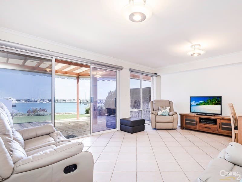 1/2 Cooroyba Court, North Haven, SA, 5018, North Haven - Thumbnail 3