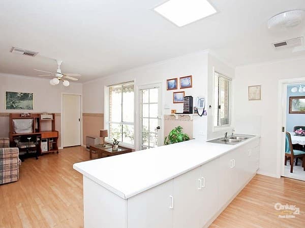 8 Jenolan Crescent, Hillbank, SA, 5112, Hillbank - Thumbnail 2