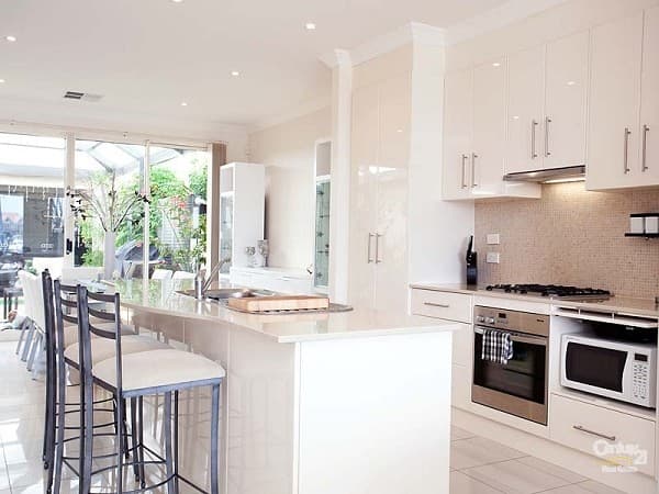 8 Black Street, Reservoir VIC, Reservoir - Thumbnail 5