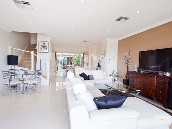 8 Black Street, Reservoir VIC, Reservoir - Thumbnail 7
