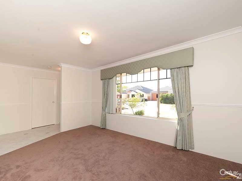 12 Mulgrave Loop, Mindarie, WA, 6030, Mindarie - Thumbnail 3