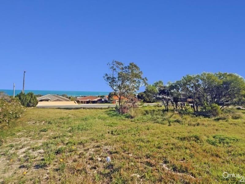 35 Mindarie Drive, Quinns Rocks, WA, 6030, Quinns Rocks - Thumbnail 2