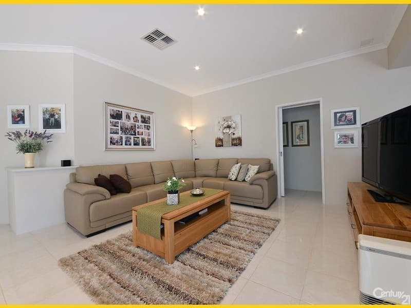 11 Marin Parade, Mindarie, WA, 6030, Mindarie - Thumbnail 4